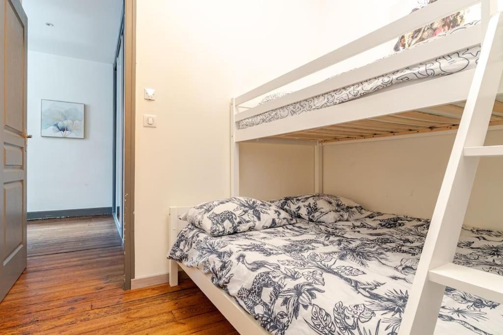 Bel Appartement Dans Le Centre Historique Avec Wi-Fi Et Toutes Les Commodites Dinan Exterior foto
