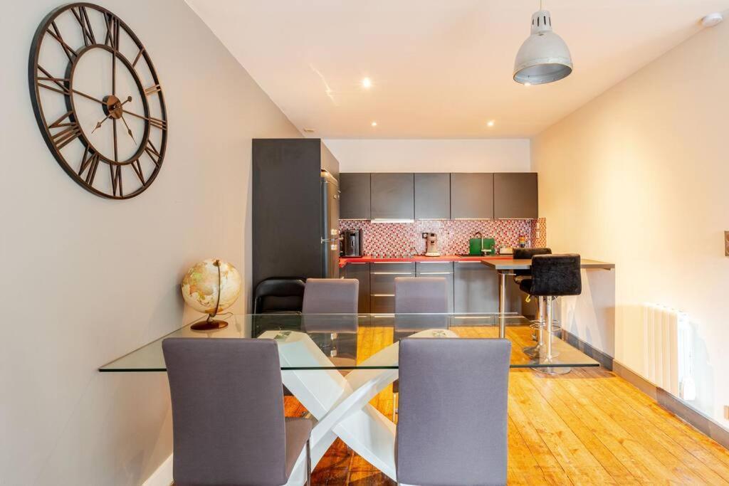 Bel Appartement Dans Le Centre Historique Avec Wi-Fi Et Toutes Les Commodites Dinan Exterior foto