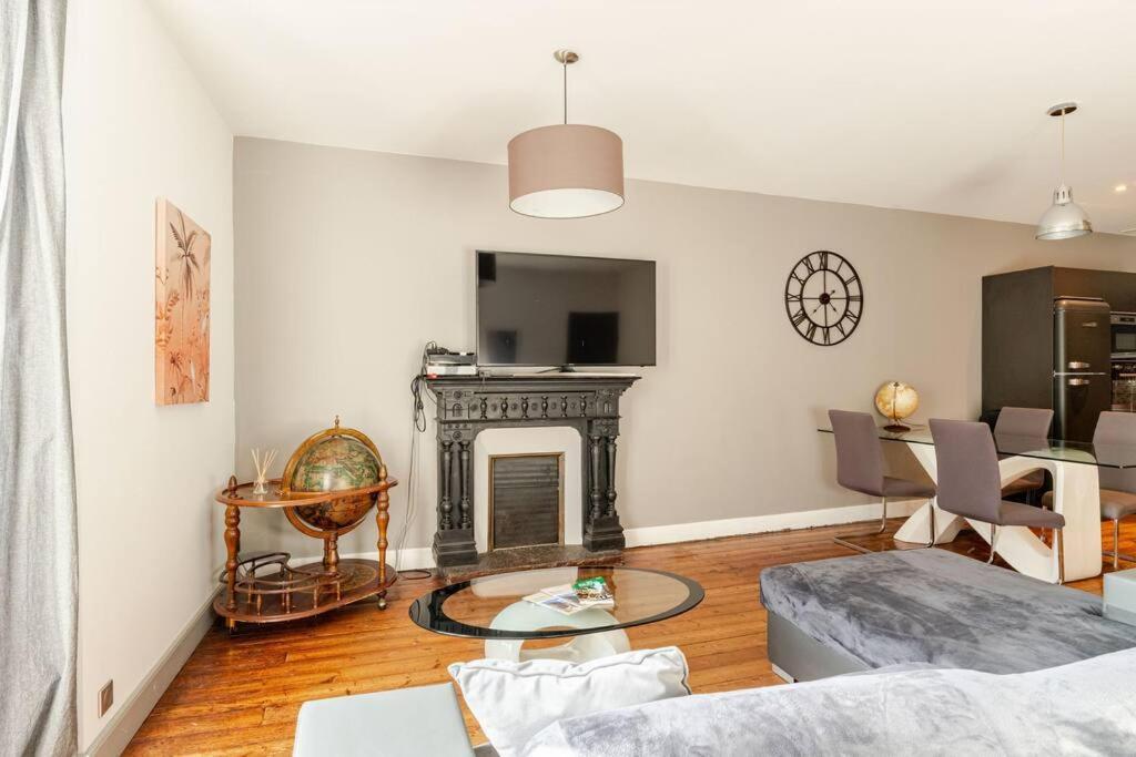 Bel Appartement Dans Le Centre Historique Avec Wi-Fi Et Toutes Les Commodites Dinan Exterior foto